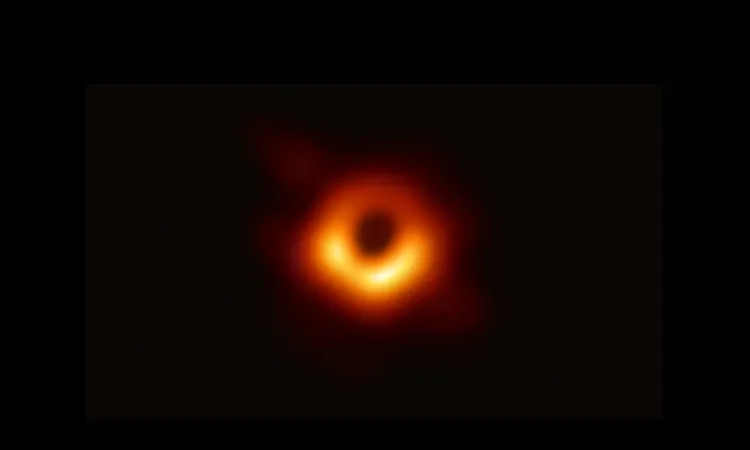 Zbulim i ri mbi vrimat e zeza, shkencëtarët të habitur nga “energjia e zezë” që mposht gravitetin