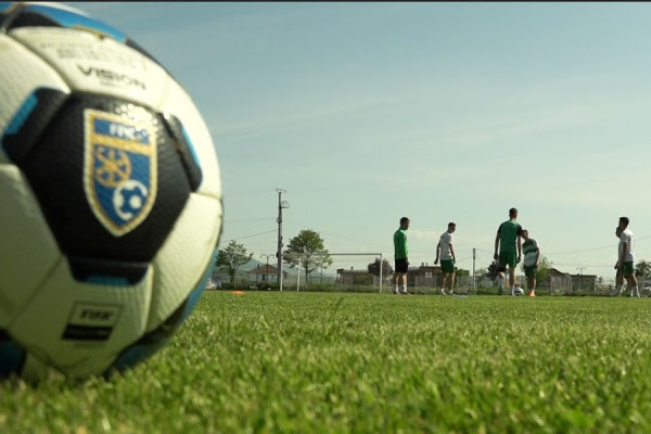 ​Superliga rikthehet në vikend me ndeshje derbi