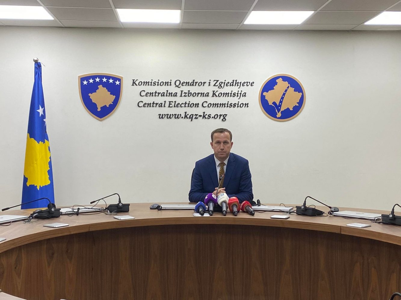 KQZ: Janë hapur të gjitha qendrat e votimeve