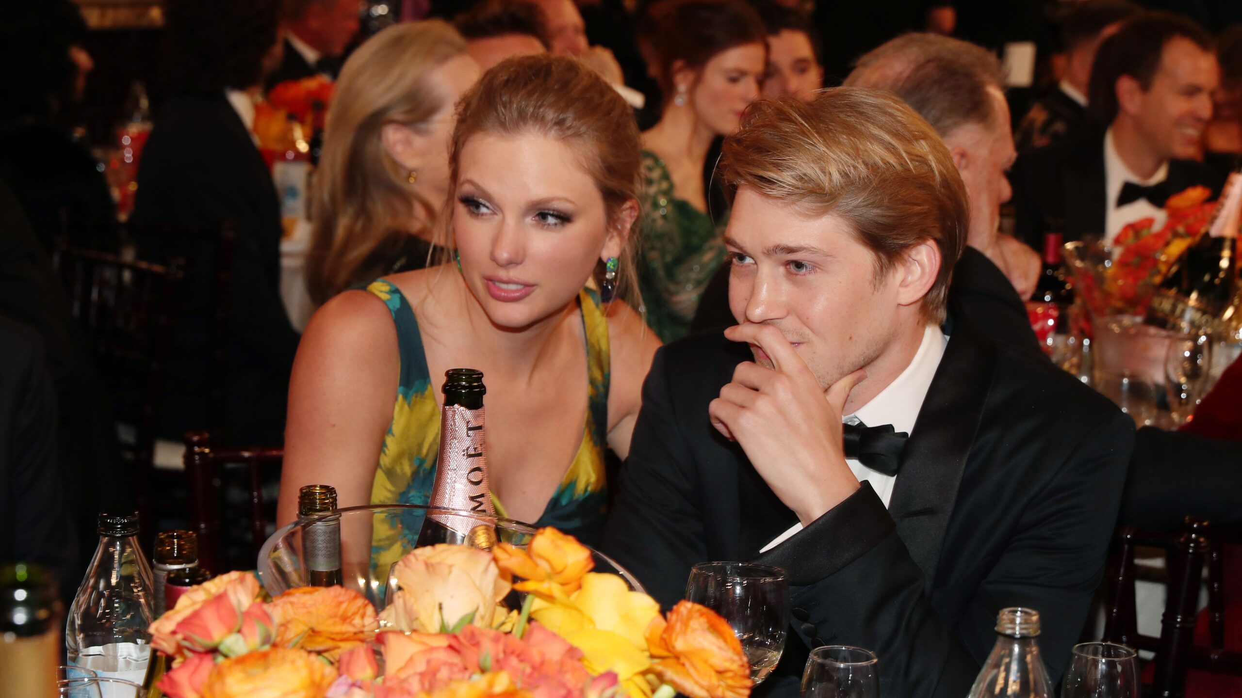 Taylor Swift dhe Joe Alwyn ndahen pas 6 vitesh