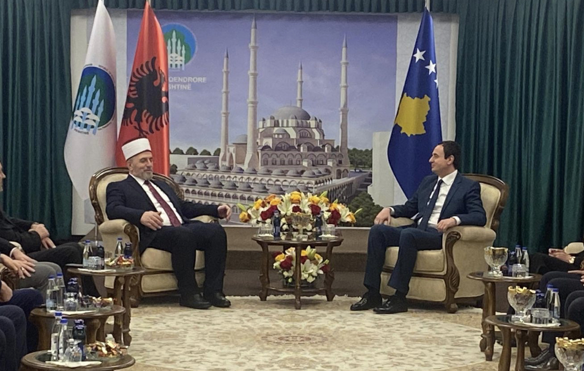 Kurti viziton BIK-un për Fitër Bajram, çmon rolin e tyre për çështjen kombëtare