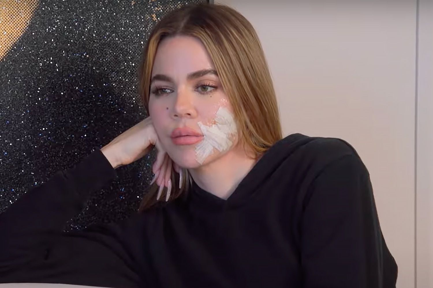 Khloe Kardashian përballet me kancer