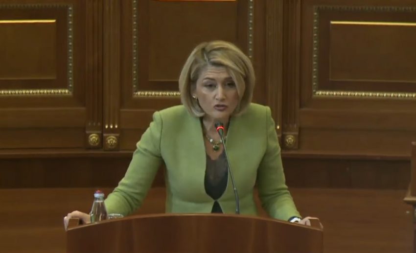 Kusari-Lila për liberalizimin e vizave: Serioziteti i Qeverisë pamundësoi zvarritjen e procesit