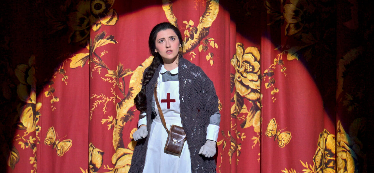 Soprano Elbenita Kajtazi mahnitë publikun në Paris