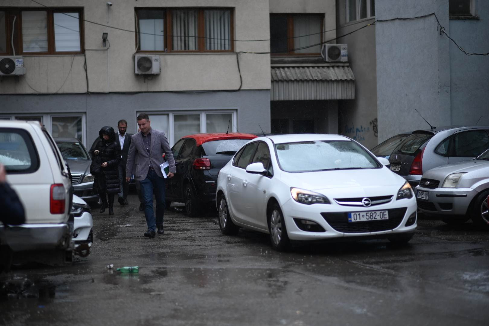 Bastisjen e Policisë në zyrat korporatës e konfirmon edhe KEK-u