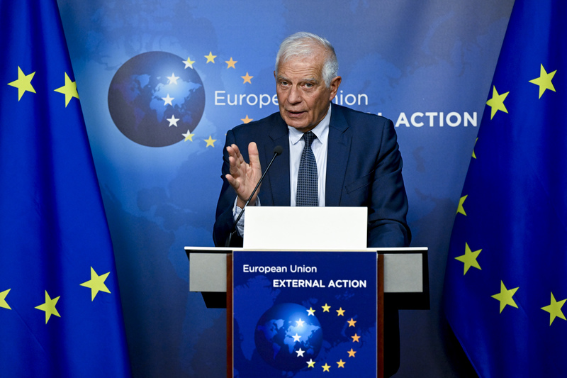 Borrell: BE-ja e shqetësuar për situatën në veri, palët të punojnë për kthimin e serbëve në institucione