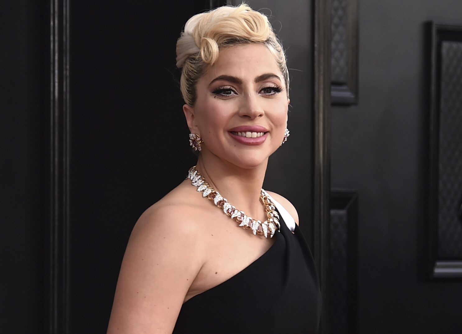 Policia ndalon një person në pronën e Lady Gaga-s