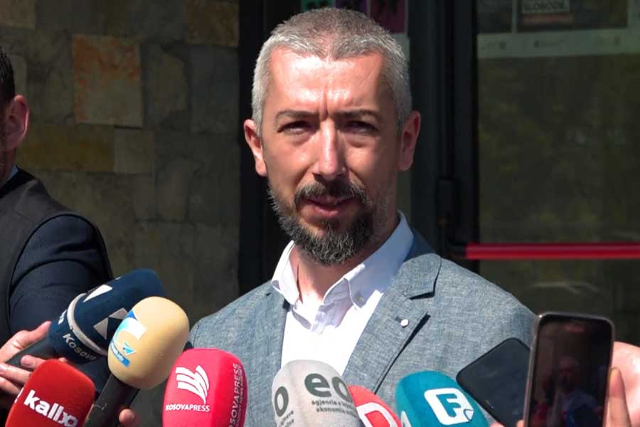 Sot betohet kryetari i ri i Mitrovicës së Veriut, të tjerët s’dihet kur do ta marrin detyrën