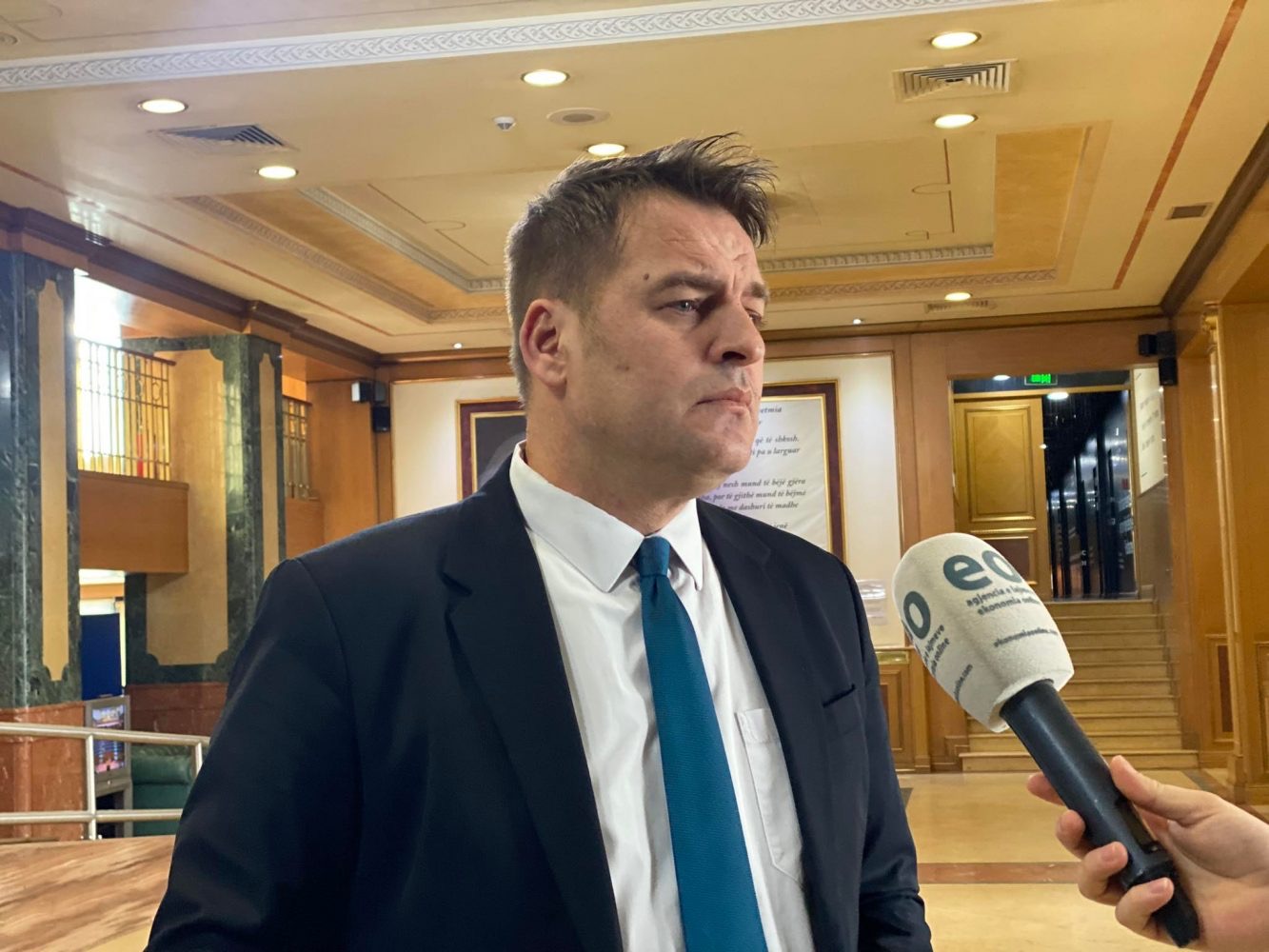 Deputeti Muja-Lajçakut: Mos kërko mes midis krimit dhe ligjit
