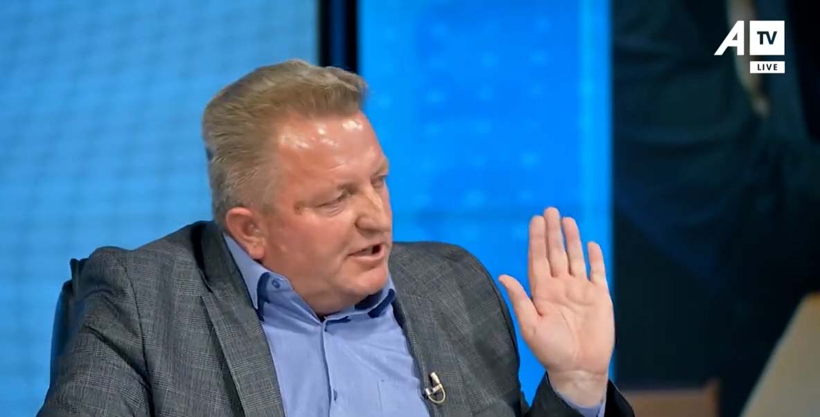 Hisen Berisha tregon se si dikur ishte ‘inspiruar’ nga Albin Kurti