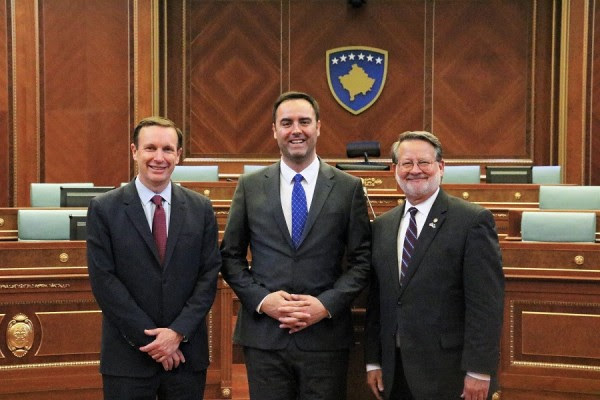 ​Konjufca takoi senatorët amerikanë: Nuk mund të formohet mekanizëm që cenon sovranitetin