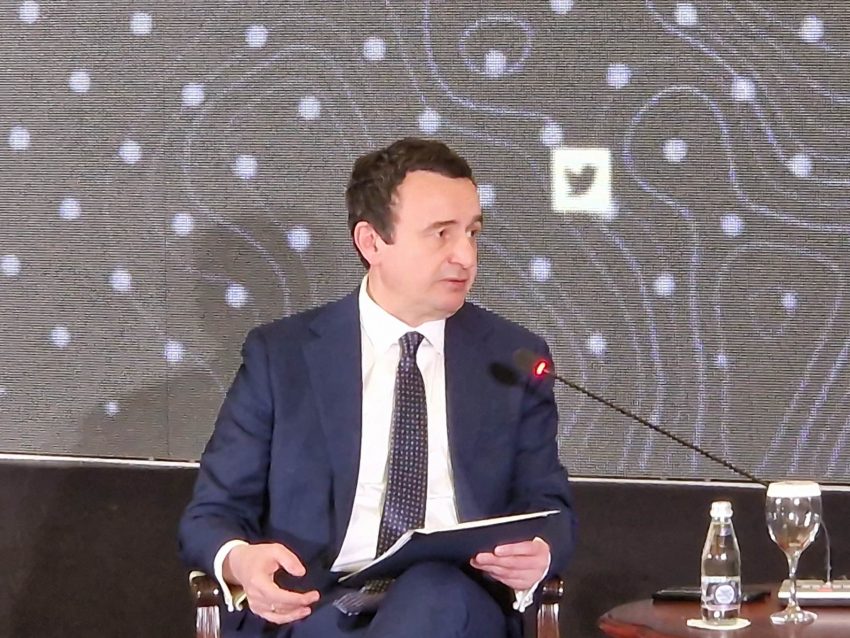 “Jam kryeministri i parë që s’ka asnjë të punësuar me mbiemër të tij në ndonjë ministri”