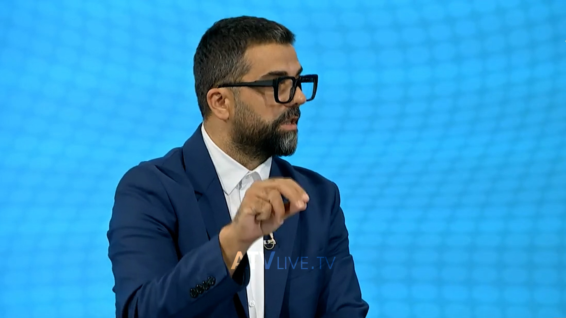 Behrami: Kurti e Osmani të ndryshojnë kurs karshi ndërkombëtareve, jo karshi Serbisë