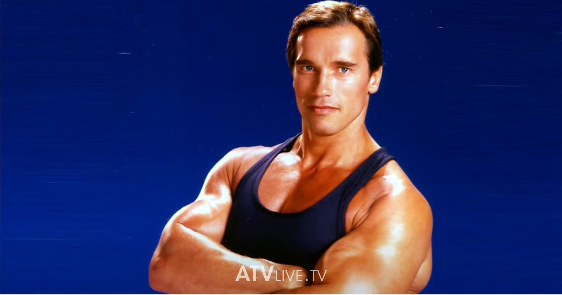 Arnold Schwarzenegger flet për përjetimet e dhimbshme të fëmijërisë