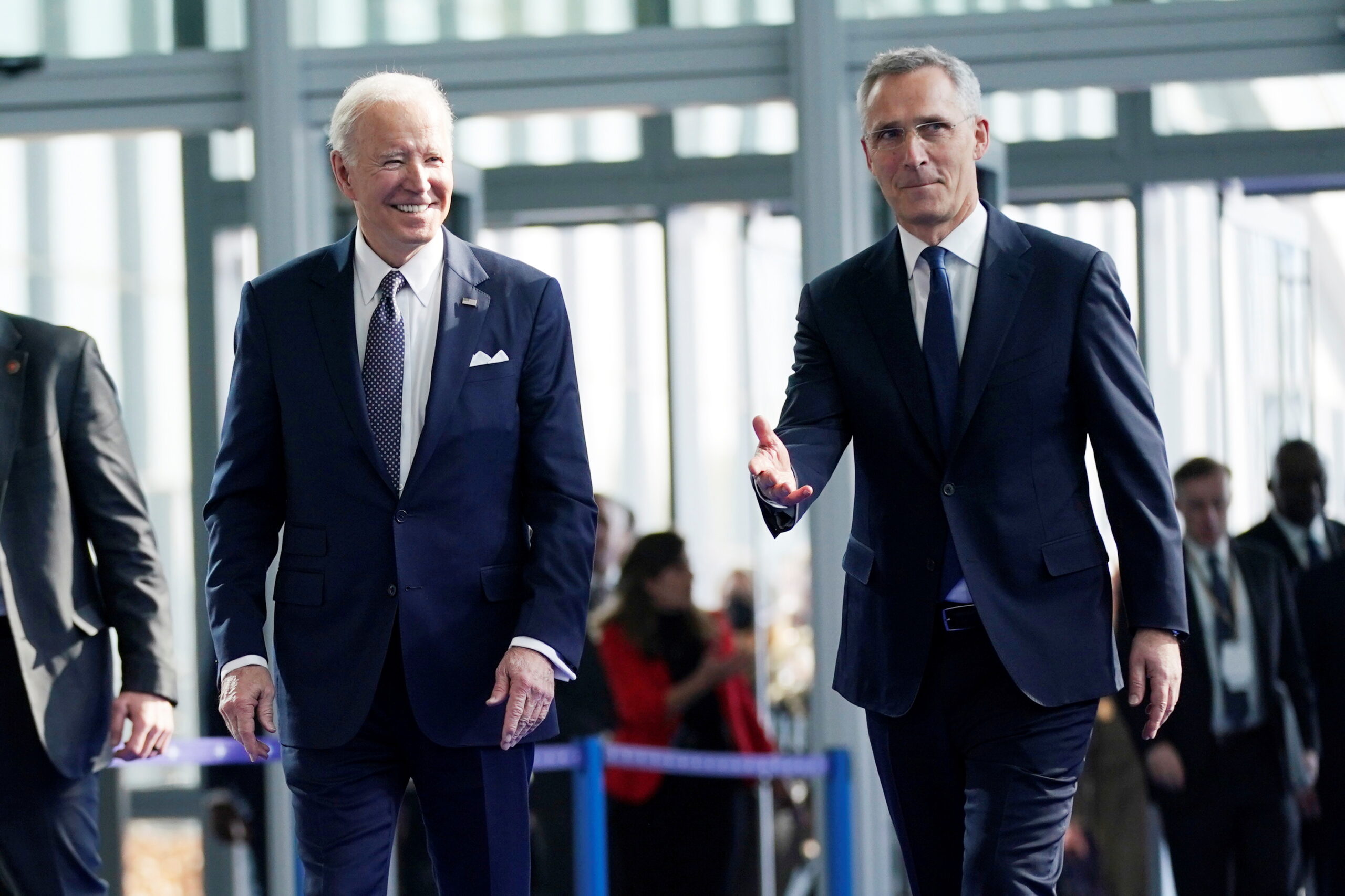 Biden anulon takimin me Stoltenberg për arsye shëndetësore
