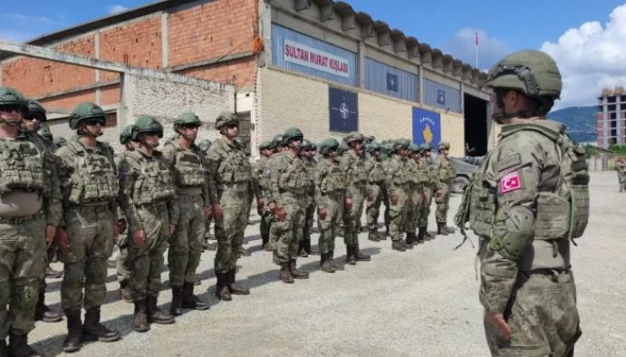 Forcat speciale turke mbërrijnë në Kosovë