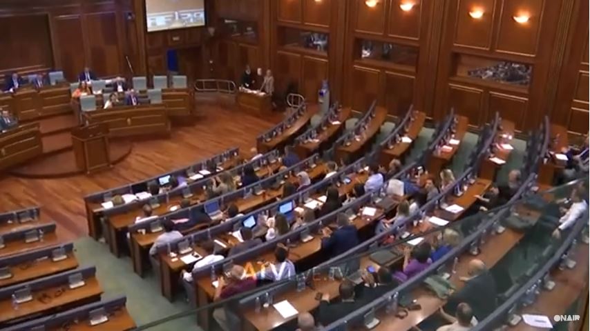 Ka shpërputhje në mes të Ligjit për Pagë Minimale dhe atij për Paga në sektorin Publik