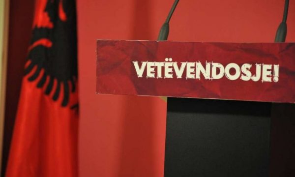 Dita e 12-të, Vetvendosje nëpër komuna flet për shëndetësi dhe arsim