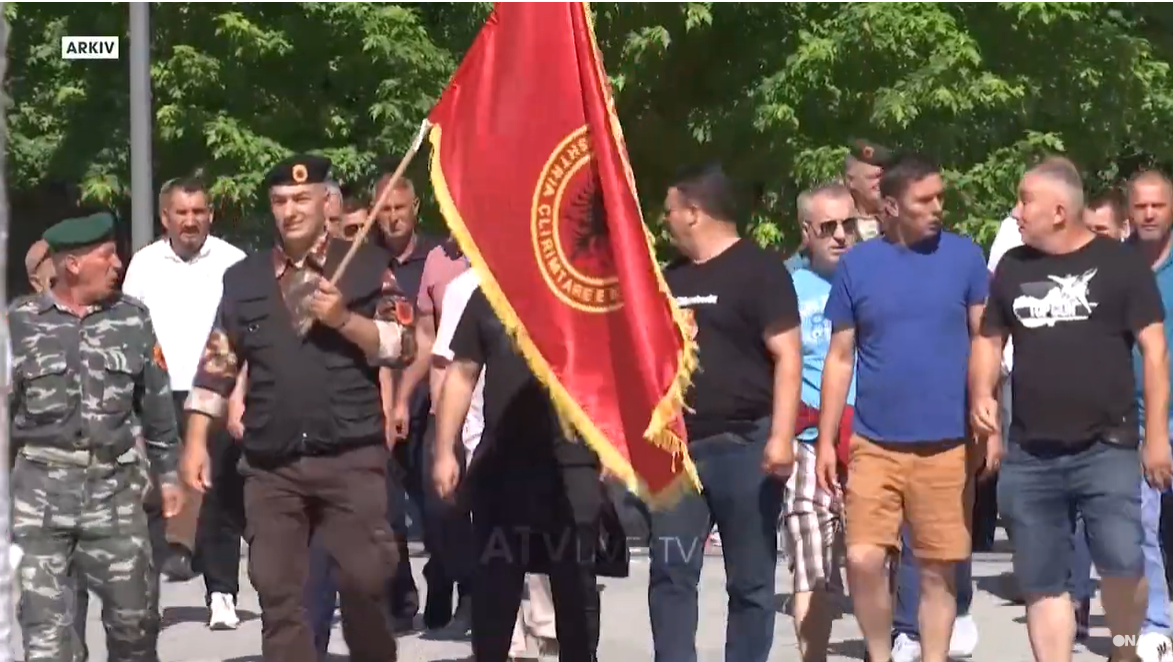 Presidentja s’do ta dekretojë Ligjin për pagën minimale pa vendim të Kushtetueses
