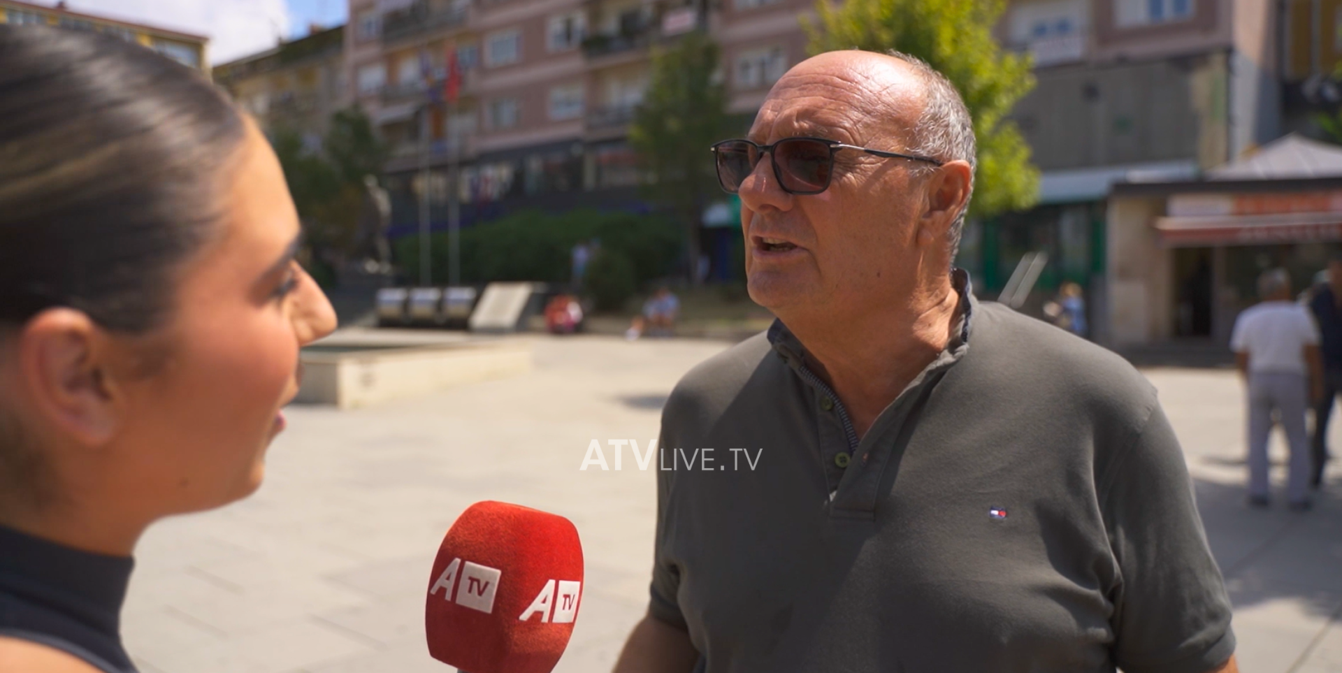 “A ta boj unë ty një pyetje”, gazetarja në siklet nga pyetja e qytetarit
