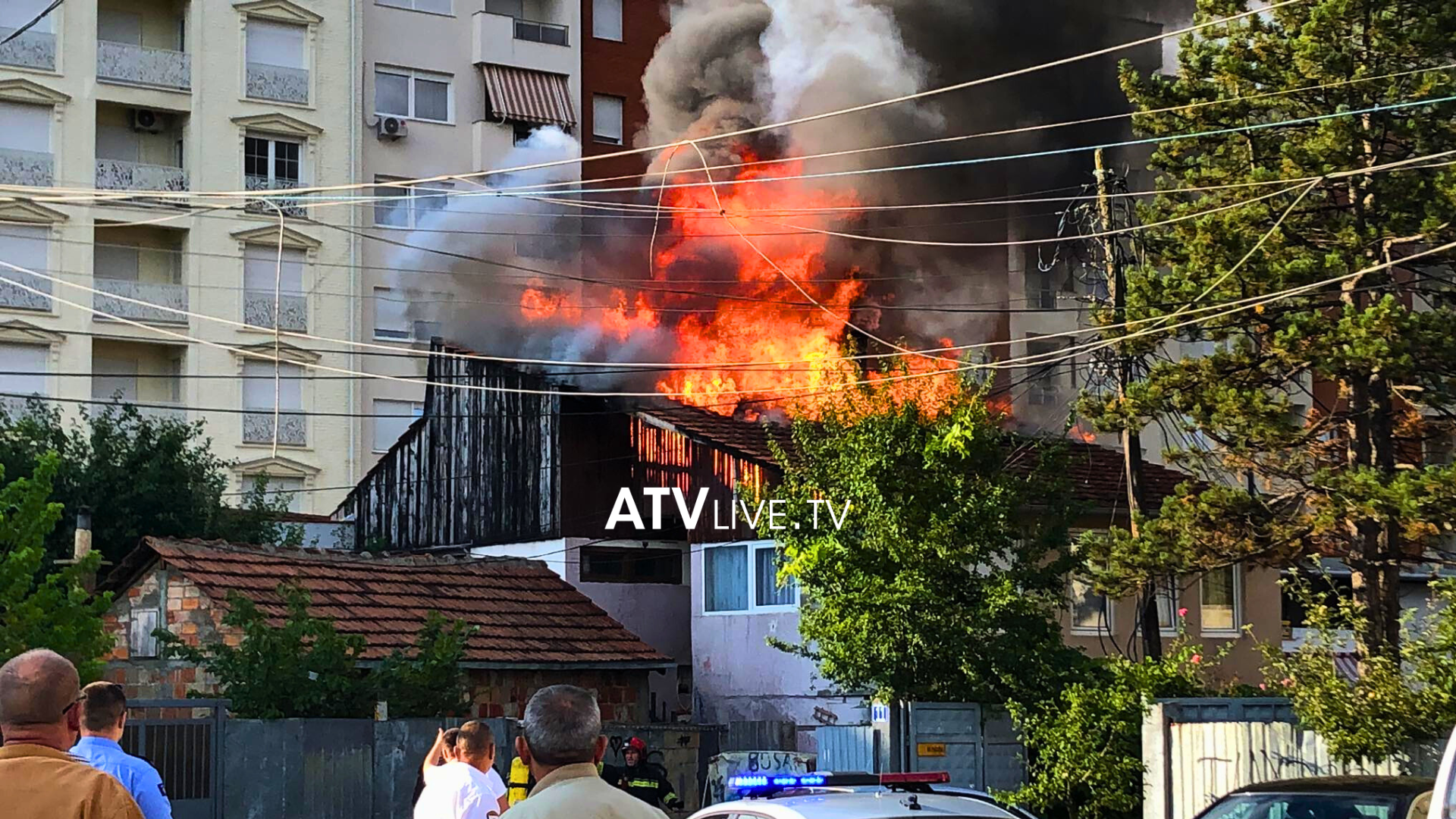 Prishtinë: Një shtëpi merr flakë në lagjen e spitalit