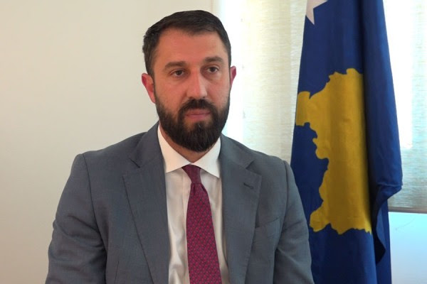 ​Peticioni për largimin e kryetarëve, Krasniqi: Një muaj kohë për Udhëzimin administrativ
