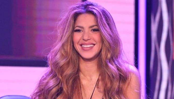 Shakira “kapet mat” me reperin e njohur