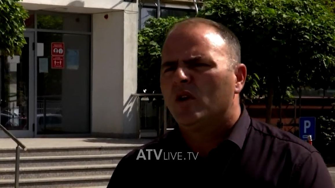 Dhuna ndaj trevjeçarit/ Kuvendi komunal i Fushë Kosovës mban seancë e jashtëzakonshme