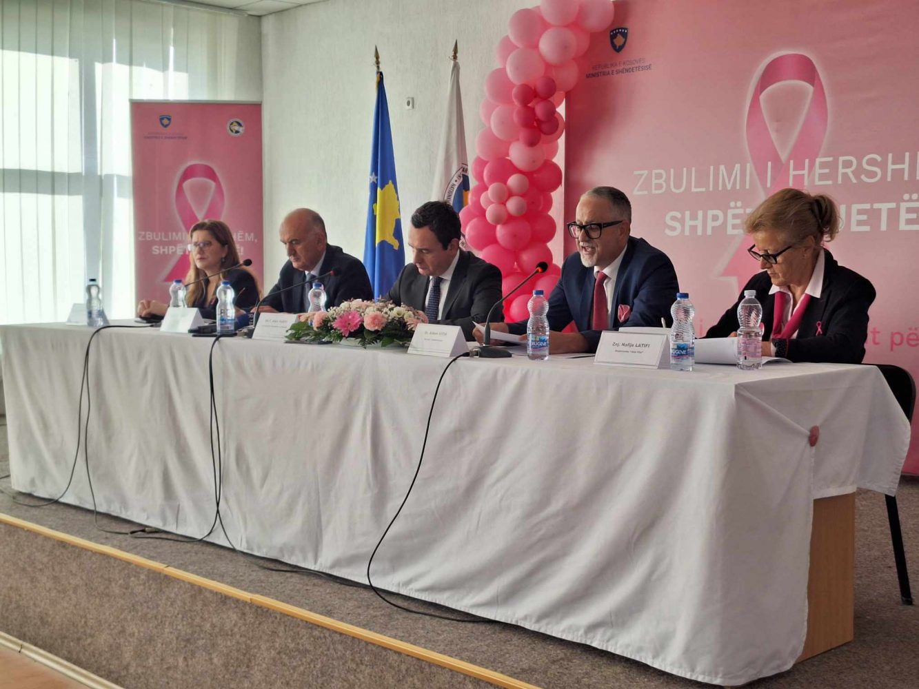 Kurti: Për nëntë muaj 332 raste me kancer të gjirit , zbulimi i hershëm shpëton jetë