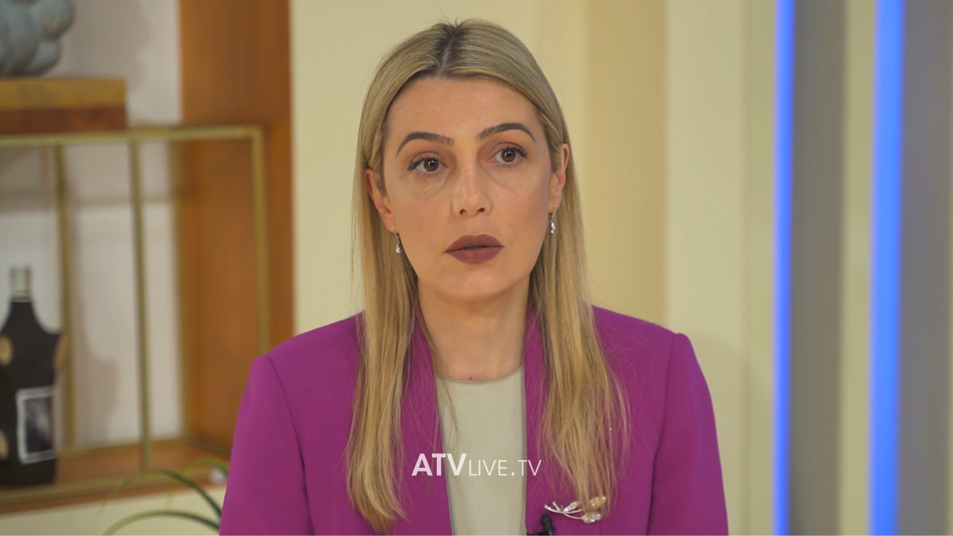 Si mund ta dallojmë fëmijën kur është duke u bullizuar? Flet psikologia Mimoza Kamberi