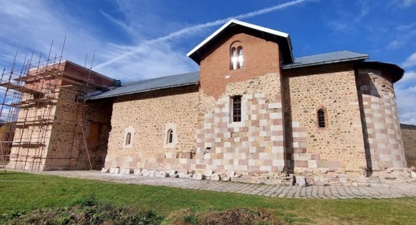 Çeku i shkruan Dioqezës në Rashkë për sanimin e dëmeve në Manastirin e Banjskës
