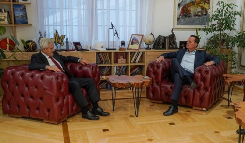 Ahmeti takon Grenellin: Vetëm njohja e ndërsjellë Kosovë-Serbi do të sillte paqen në rajon