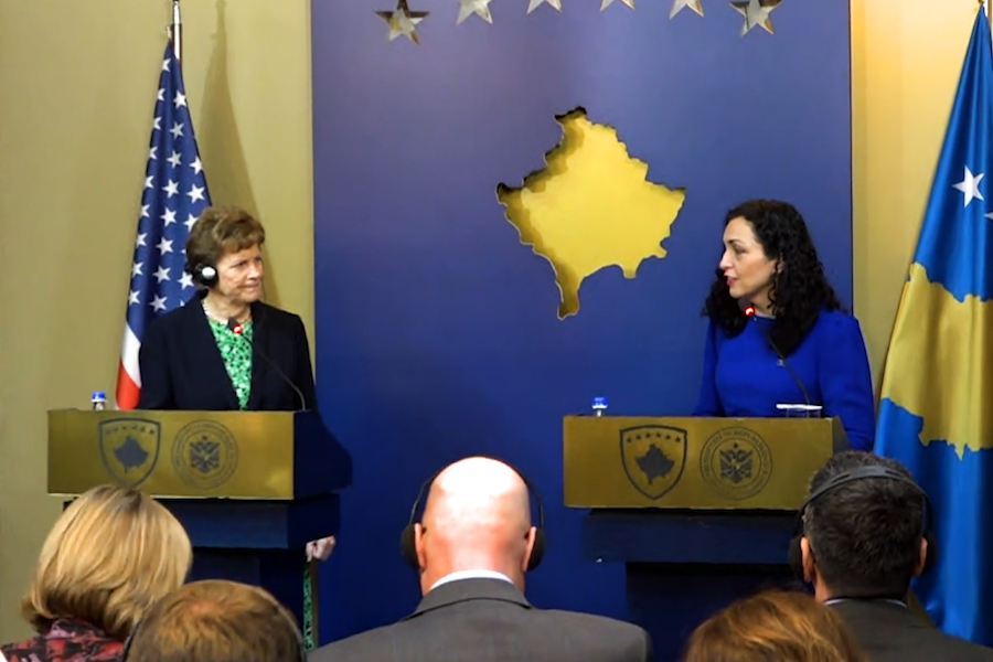 Senatorët amerikanë në takim me Osmanin: Përgjegjësit e sulmit të japin llogari para drejtësisë