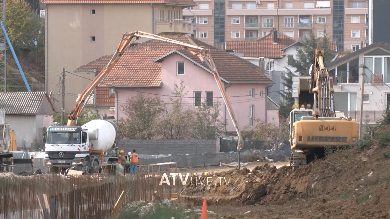 Punimet në ndërtimin e “Rrugës A”, janë duke vazhduar