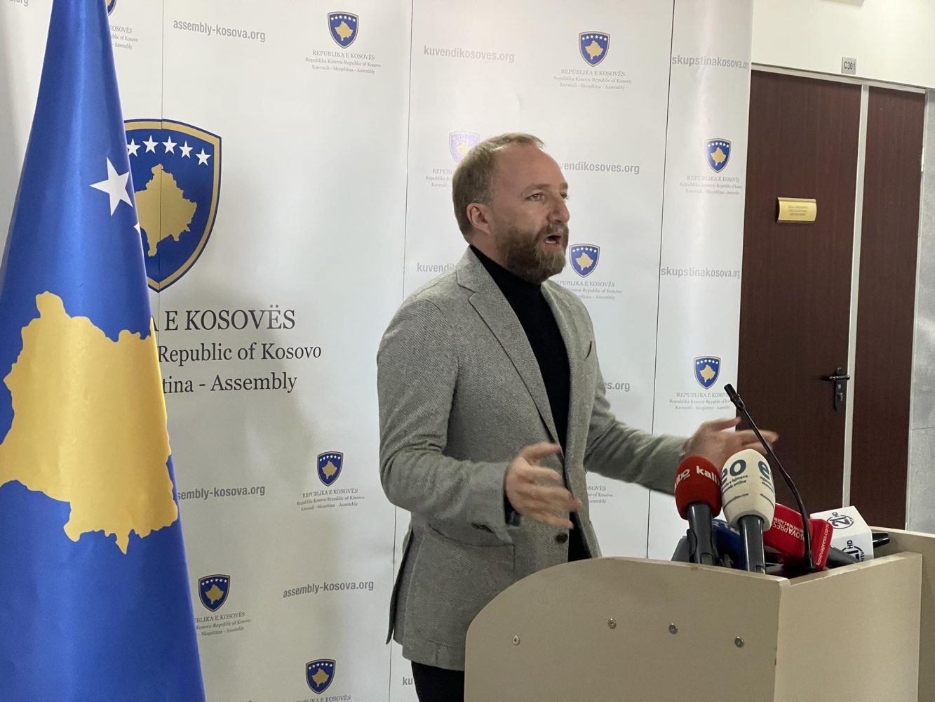 Tahiri: Nëse votohet Projektligji për Fondin Sovran, e dërgojmë në Kushtetuese