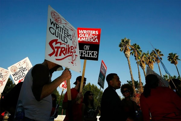 Sindikata e aktorëve të Hollywoodit “Sag-Aftra” dakordohet t’i jep fund grevës katërmujore