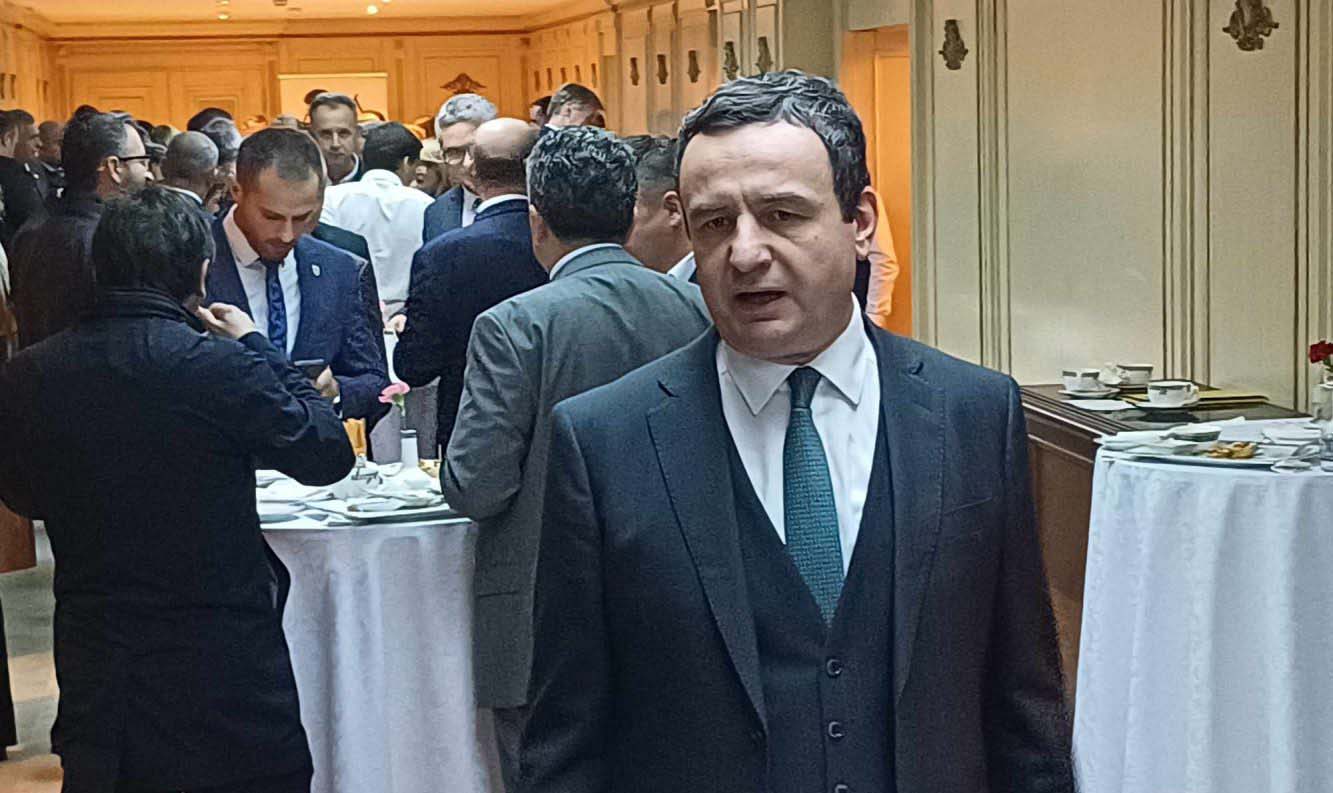 Kurti për ndalimin e vizitave e telefonatave për ish-krerët e UÇK-së: Mundësitë janë të kufizuara, me Konjufcën po punojmë