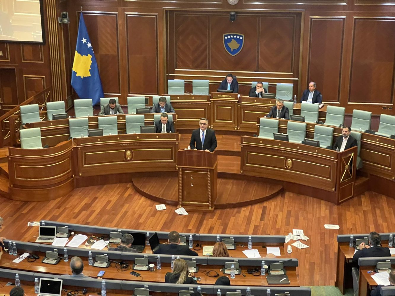 Tahiri: Vuçiqi po i ndan informatat me Kinën e Rusinë, Kurti as me neve as me Shqipërinë