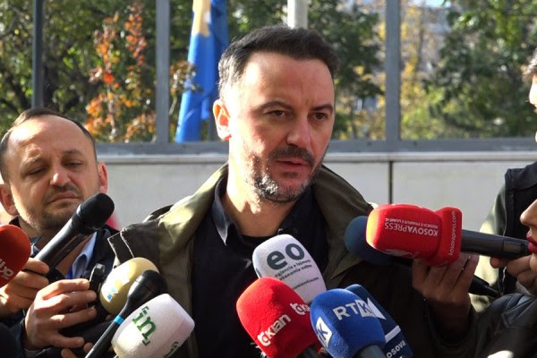 ​Molliqaj: Drafti i Asociacionit i pranuar nga Kurti e zhbën pavarësinë e Kosovës