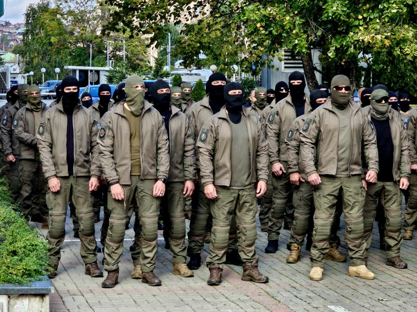Njësiti Special Intervenues proteston sot para Qeverisë, i bashkohet edhe Sindikata e Policisë