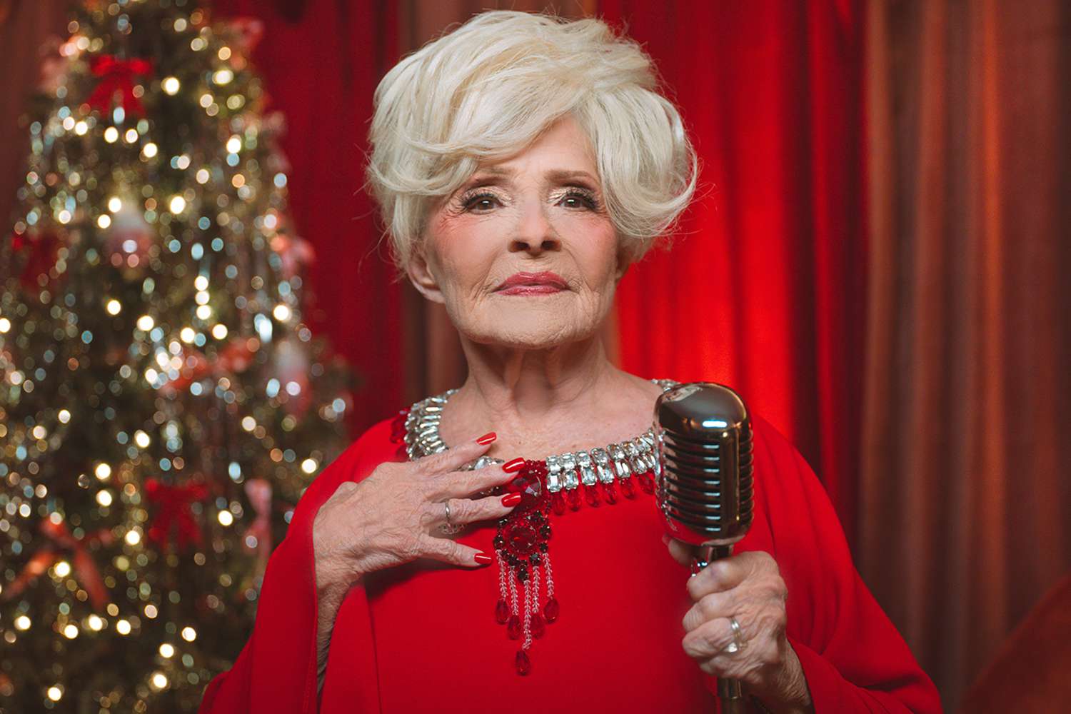 Brenda Lee personi më i moshuar në listën e këngëve më të mira në ShBA