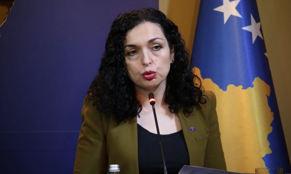 Osmani për sulmin në Pragë: Jemi me familjet e viktimave