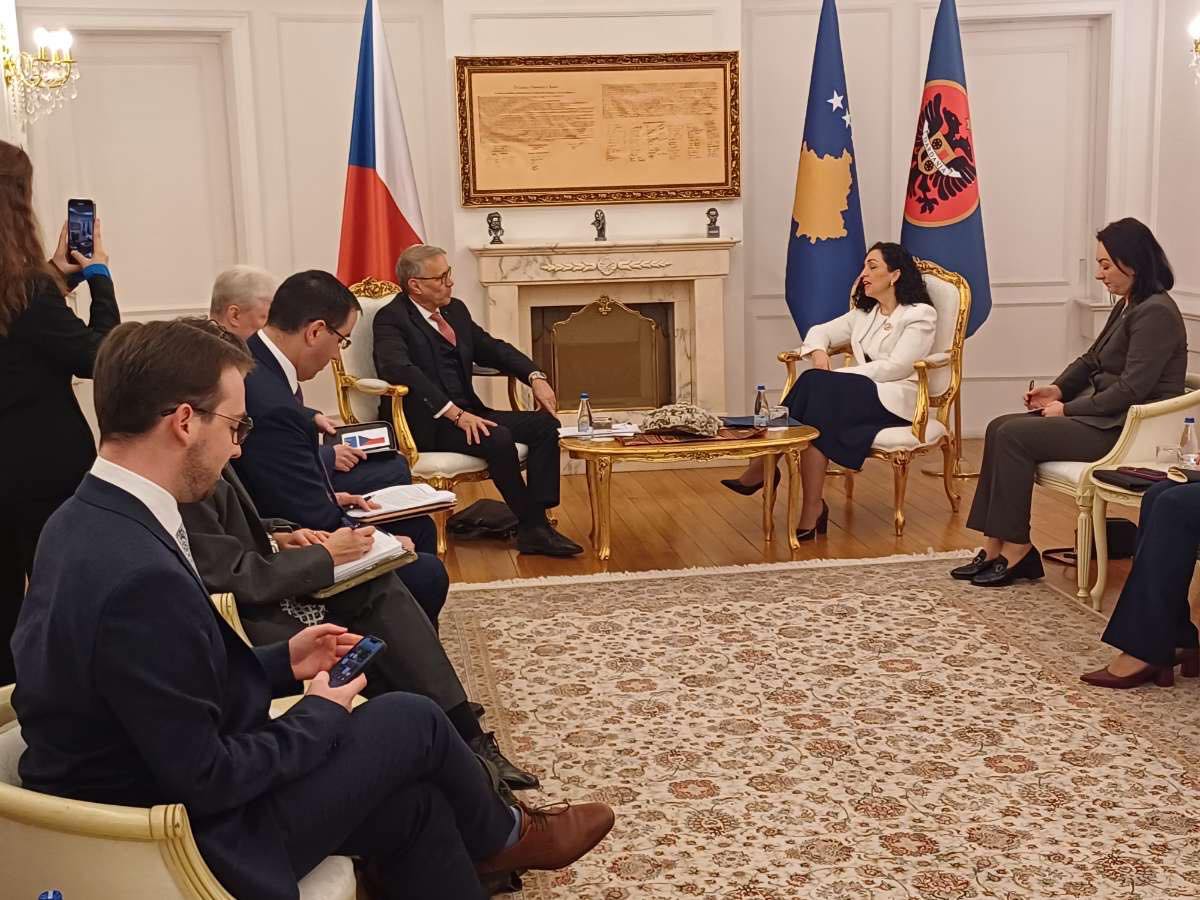 Osmani pret në takim ministrin për Çështje Evropiane të Republikës Çeke, Martin Dvořák