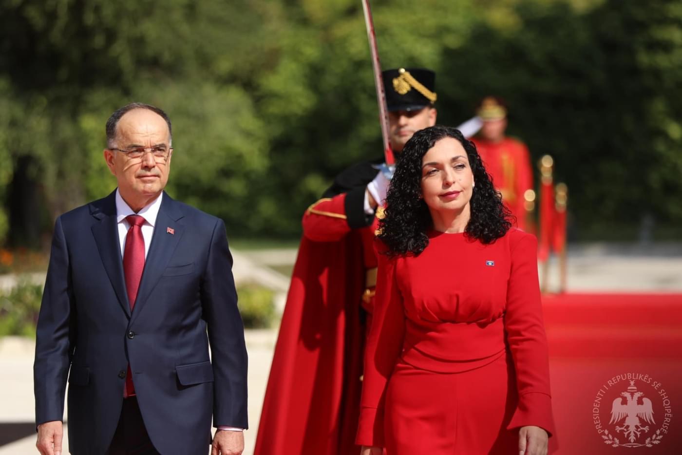 Kosova shënon 16-vjetorin e Pavarësisë, Begaj uron Osmanin: Shqipëria do të jetë gjithmonë krah Kosovës