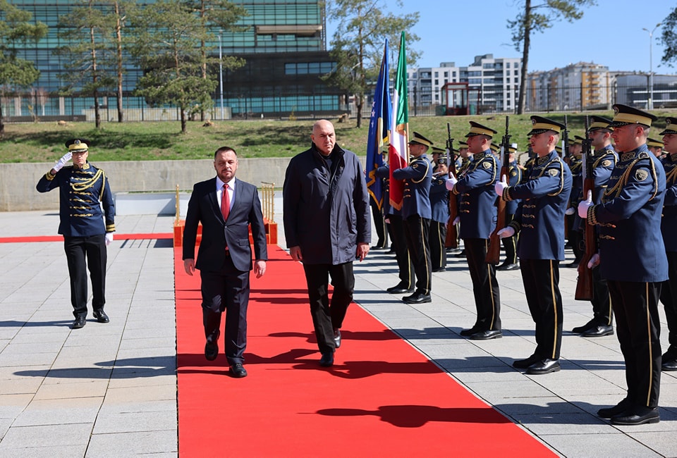 Maqedonci pas takimit me homologun italian: E nënvizova qëllimin tonë për t’iu bashkuar NATO-s