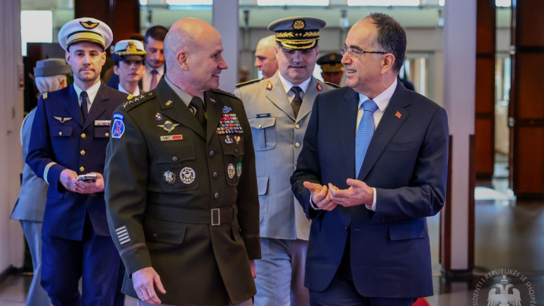 Begaj takohet me Komandantin Suprem të NATO-s: Situata në Ballkanin Perëndimor është ende e brishtë