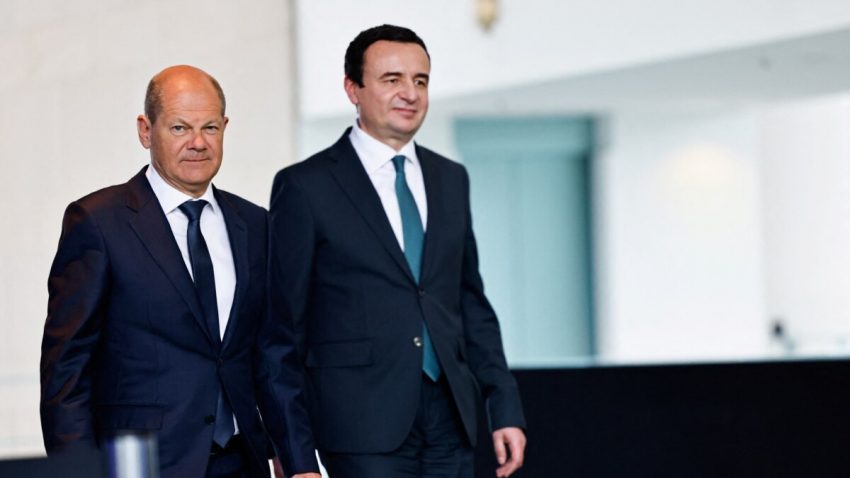 Kurti bisedë telefonike me Scholz, pret përkrahjen e Gjermanisë për KiE