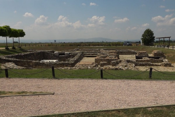 ​Dita Botërore e Monumenteve dhe Vendbanimeve historike