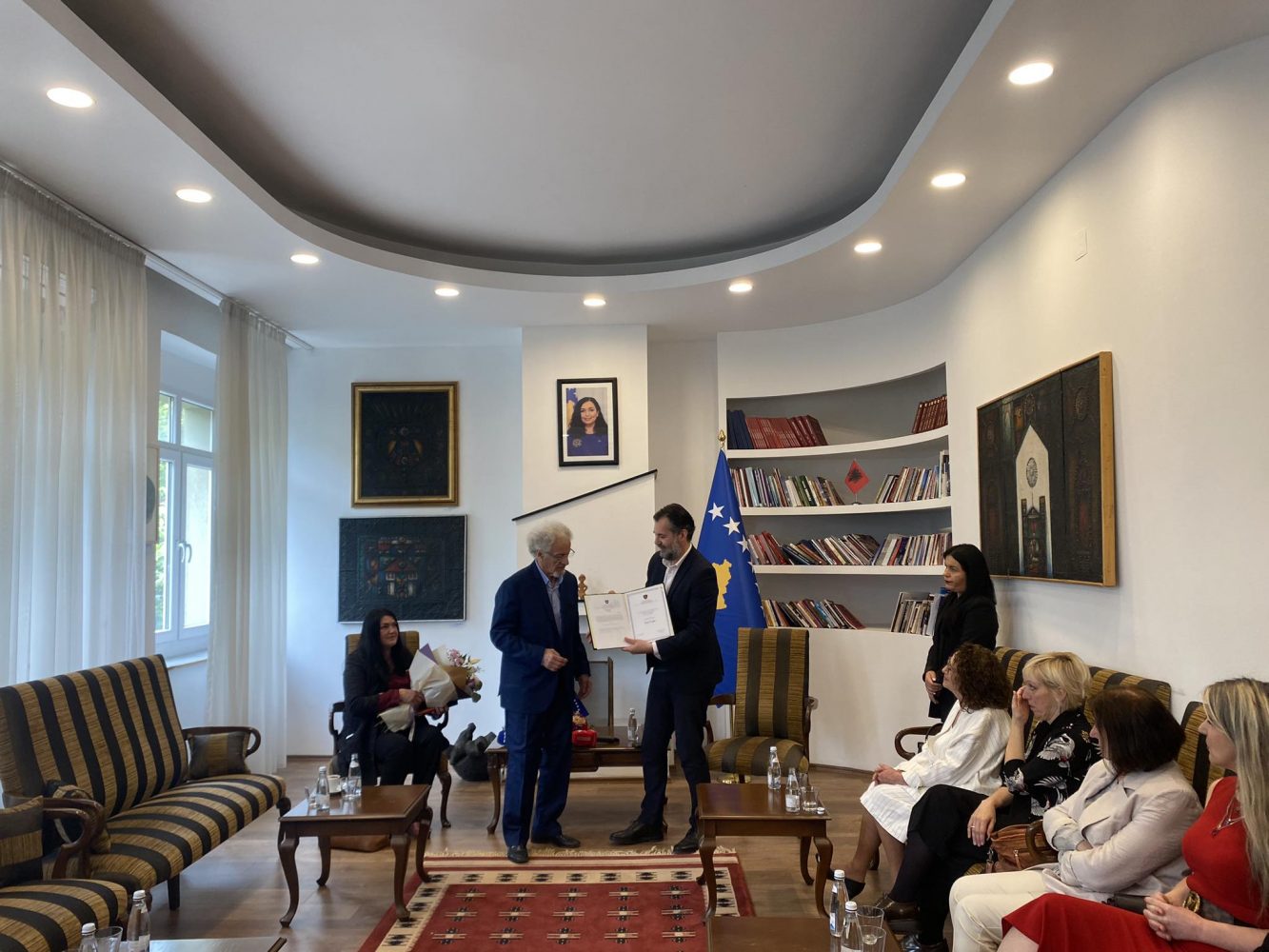 Çmimi kombëtar “Muslim Mulliqi” i jepet Esat Vallës