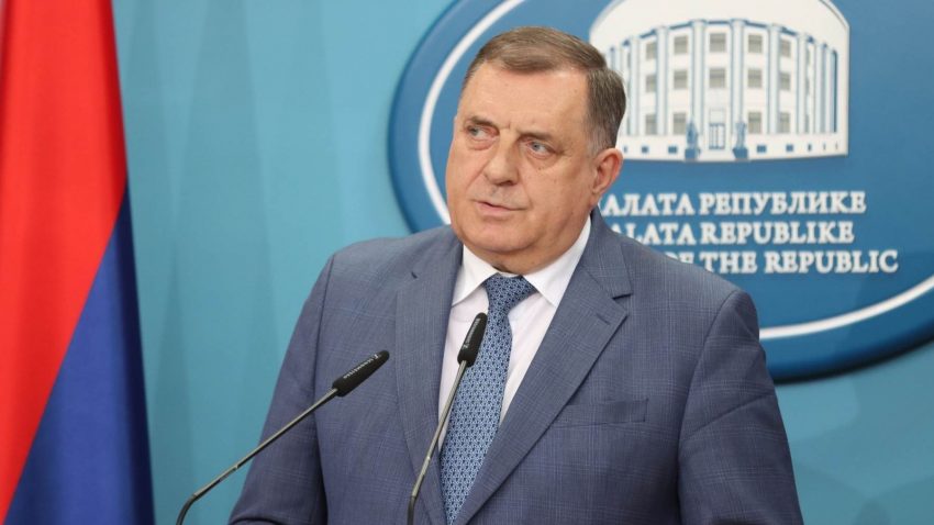 SHBA i hoqi sanksionet e vendosura, Dodik falënderon presidentin Trump